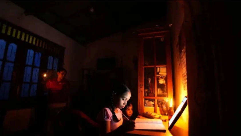 When the lights go out, who answers to the consumer?